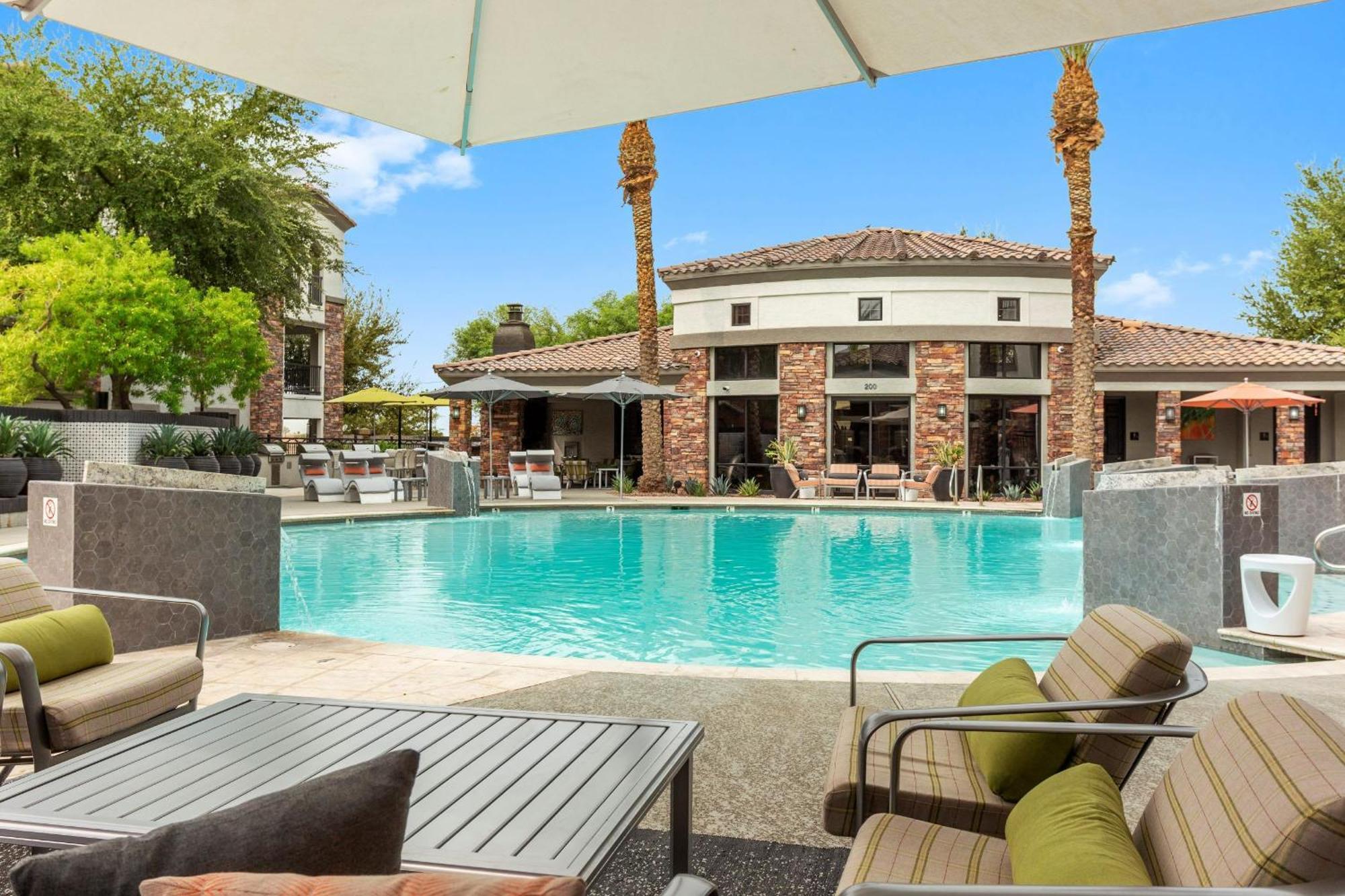 Cozysuites Glendale By The Stadium W Pool! 11 Exterior photo